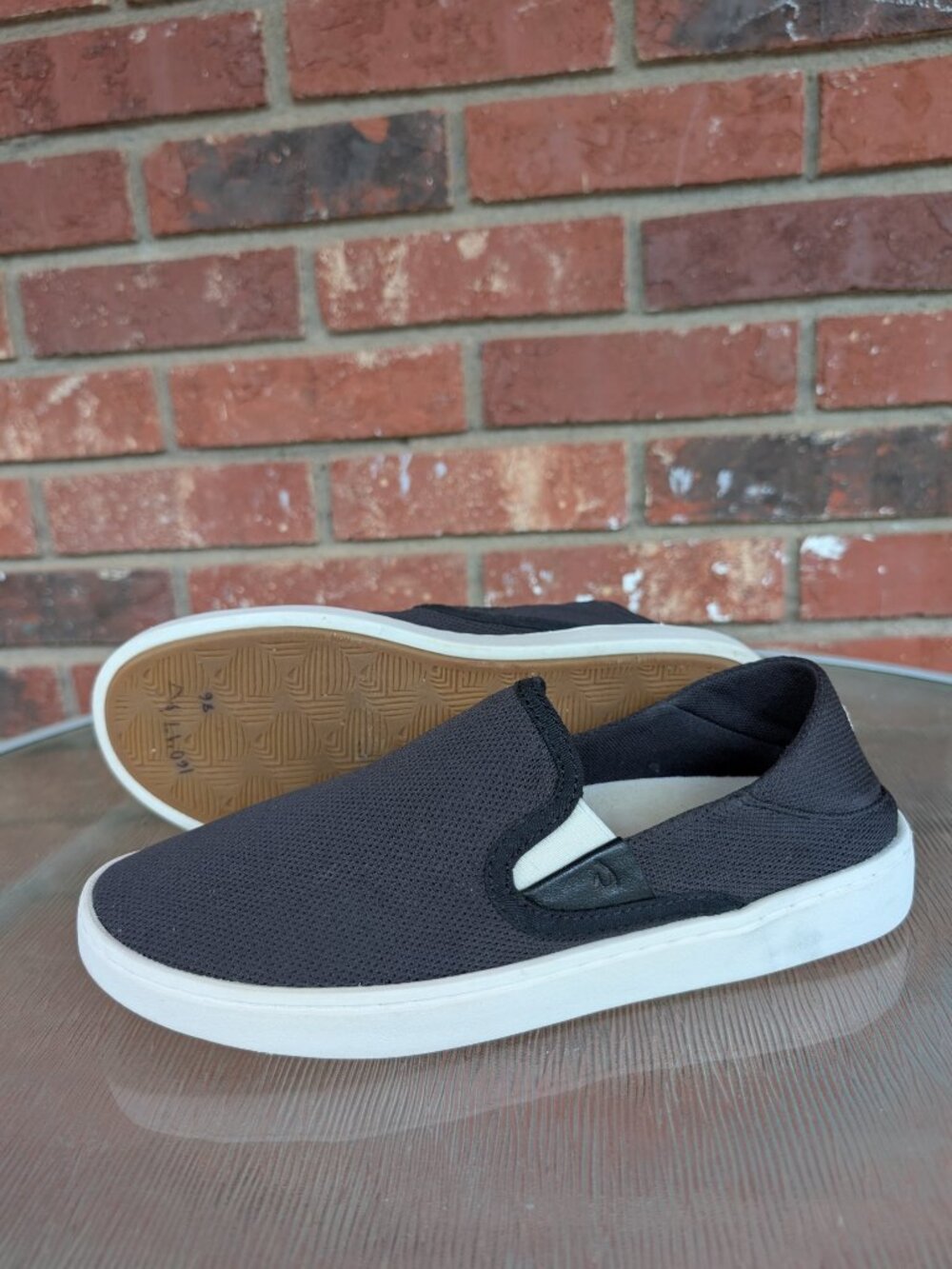 Women's Olukai Pehuea Slip On Shoes Black Size 8.5